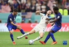 18投31分！詹姆斯回应爆发+盛赞多名队友 东契奇称老詹接管比赛